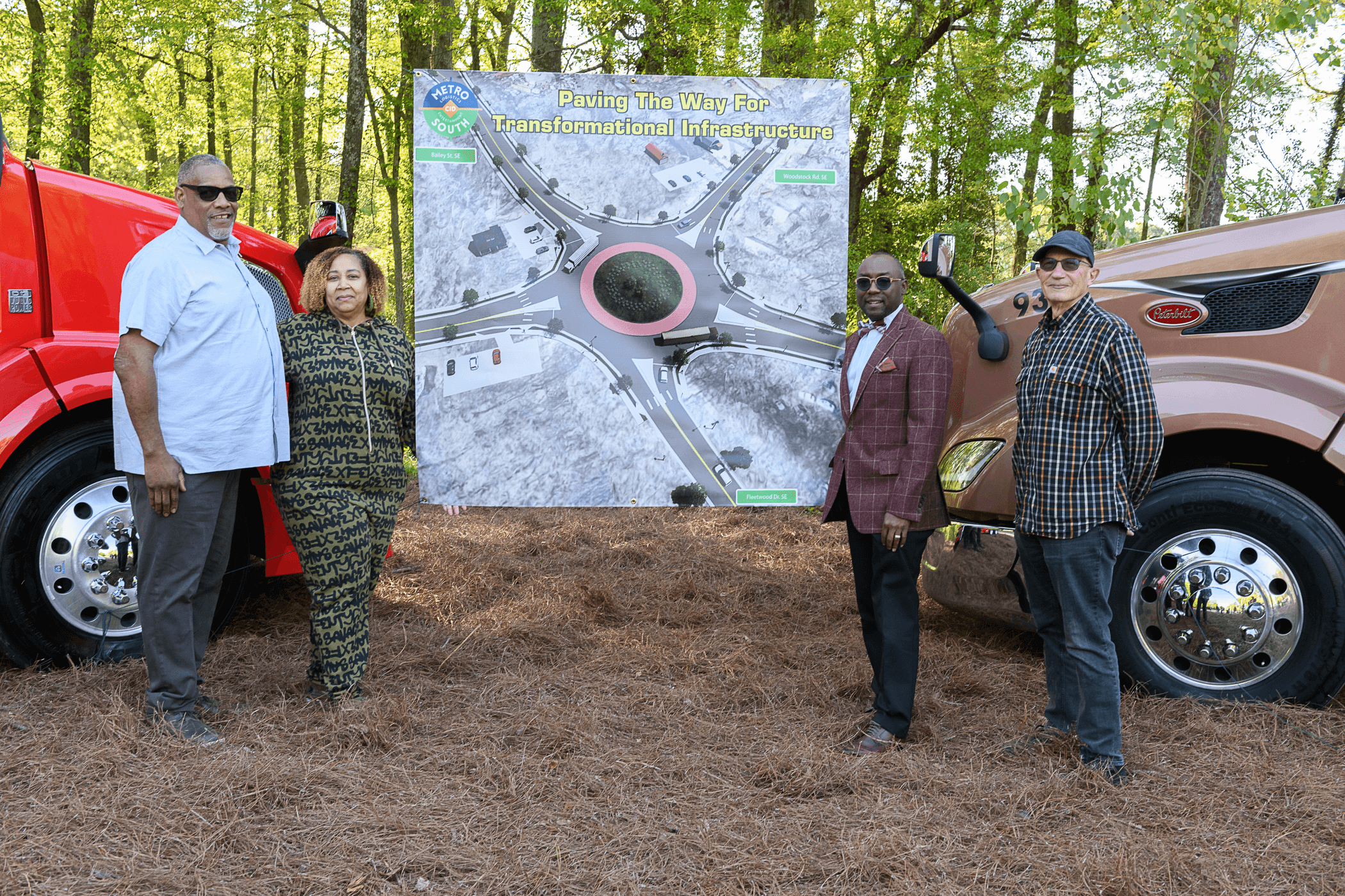 hobson-milner-with-heh-paving-and-sonya-citizen-with-commissioer-johnson-and-joel-gross-president-mscid